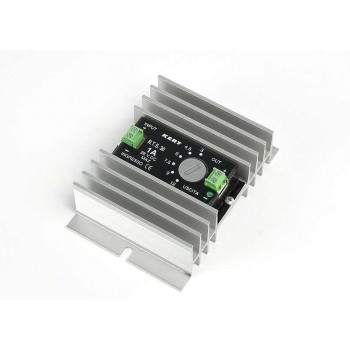 Universele auto omvormer in 12-28V uit 3-13,8V