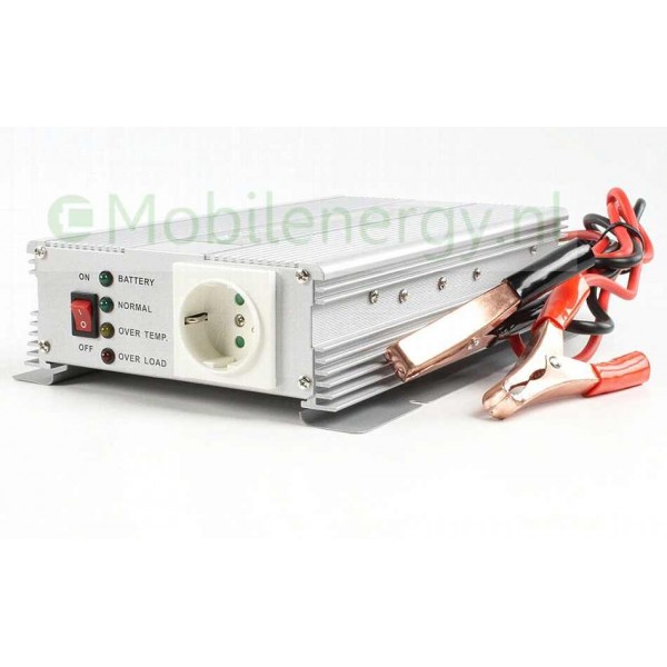 HQ 24 naar 230 volt omvormer met acculader en automaat, 600 watt HQ 24 naar 230 volt omvormer met acculader en automaat, 600 watt